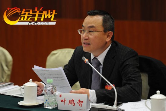 广州团的广东省人大代表叶鹏智 原标题:省人大代表建议用"摇号"办法搞