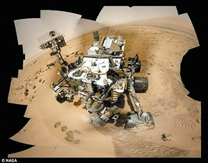 天文迷抢发“好奇”号探测火星照完整自拍照曝光