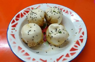 怎么吃生煎 rdn_54981e2b852e4.jpg