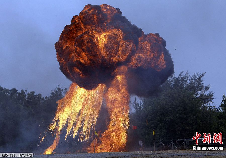 金色眼镜蛇军演:美泰军队演练联合抢滩登陆