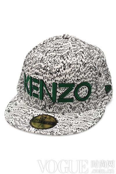 　　单品搭配品牌推荐：Kenzo x New Era棒球帽，价格：390 CNY