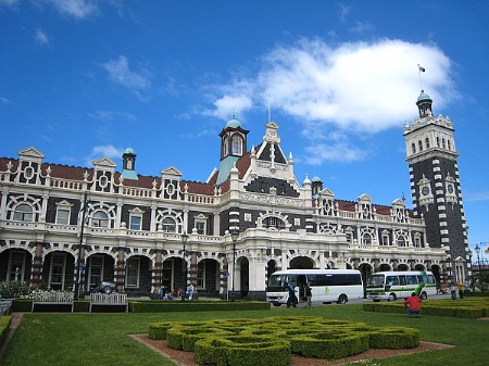 世界十大最美火车站 但尼丁火车站