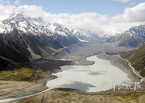 新西兰最高峰库克山的冰川景色壮丽。新华社/路透