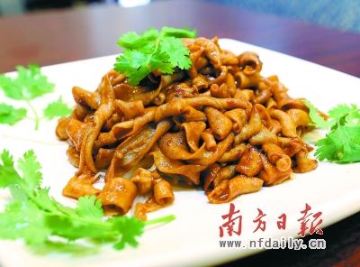 之味馆——豉油黄鹅肠。