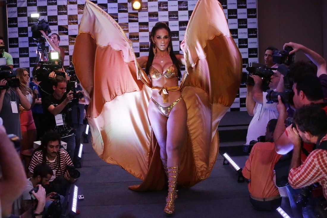 巴西评选"美臀小姐" 107厘米美臀夺冠