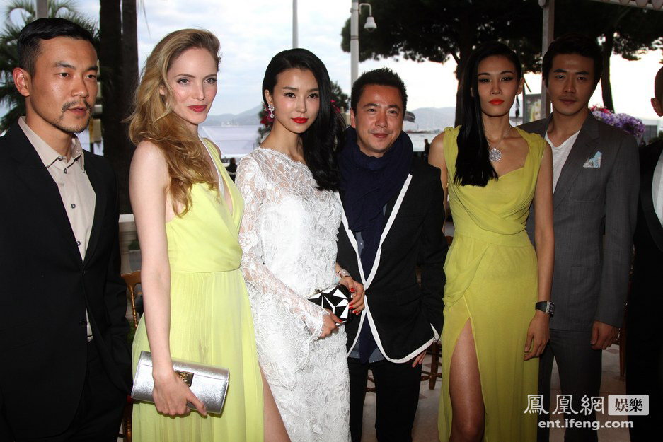 影片《十二生肖》演员及主创合影