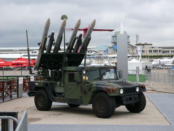 兰德公司向台湾推荐的防空导弹方案,混装aim-9x和aim-120c导弹的机动