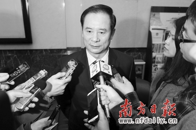 去年跑输标普 巴菲特承认投资犯错|投资股票|投