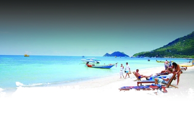 例:35岁网站总编海滩散步突然栽倒在地死亡_张