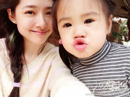  郭采洁素颜旧照呆萌开扒小时代女主素颜真容