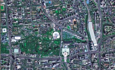 “高分二号”卫星北京西直门融合影像。图中可见立交桥、动物园等。新华社发