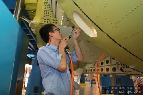 中国C919突破大飞机蒙皮精确一体化制造技术