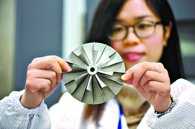 上海成功研制首台航天用多激光金属3D打印机