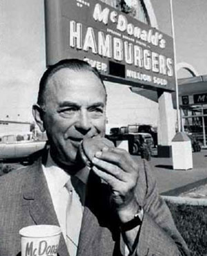 麦当劳创始人_历史今日：1983年1月14日麦当劳创始人雷蒙德·克罗克逝世