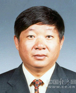 上海市委常委沈晓明兼任自贸区管委会主任