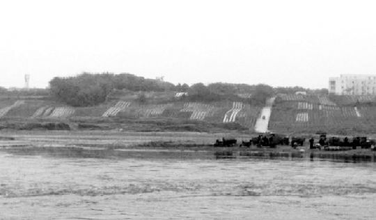 小南海水电站项目选址地——重庆巴南区中坝岛。本报记者邓全伦摄