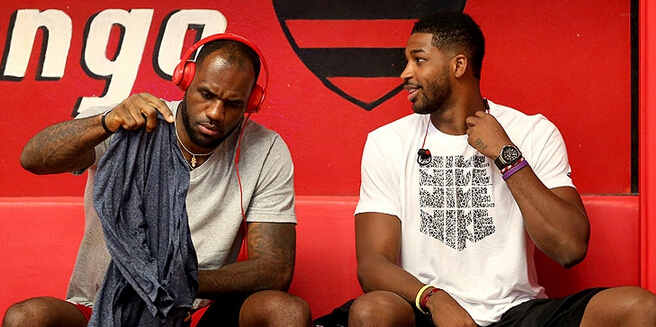 曝詹姆斯为签骑士提条件:更换教练+续约汤普森