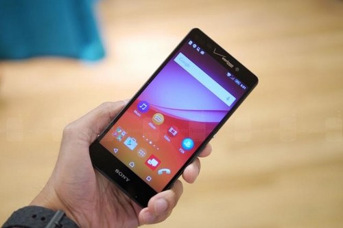 索尼首款2K屏手机支持无线充电 8月13日上市