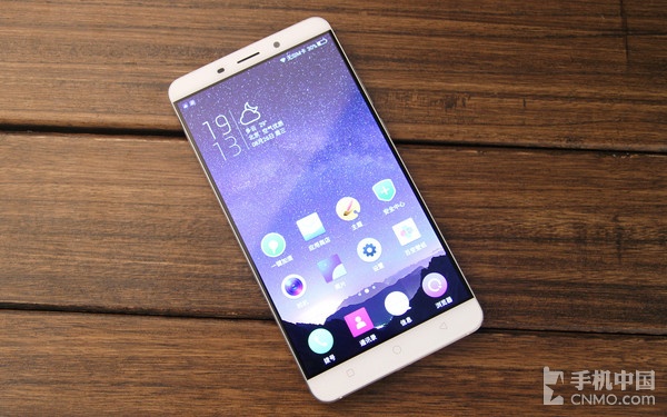 360奇酷手机旗舰版评测:软硬件表现均出众|奇