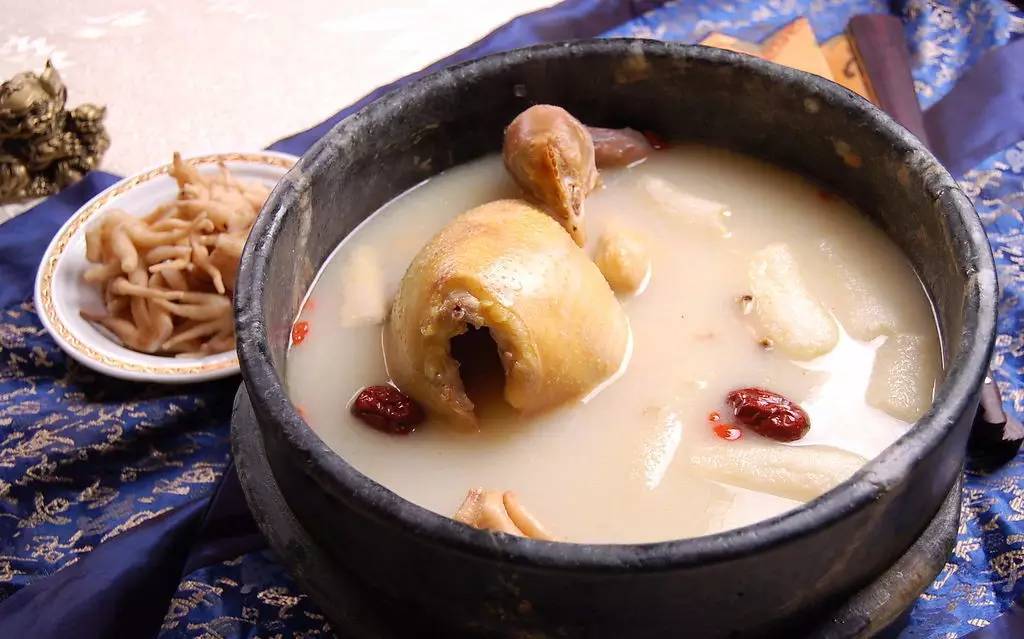 炖豆腐汤的做法和配方 18db684eab7eef6_w1024_h639.jpg