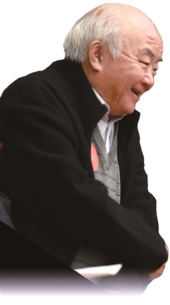  钱理群 :在养老社区可以专心写作,平均每天200