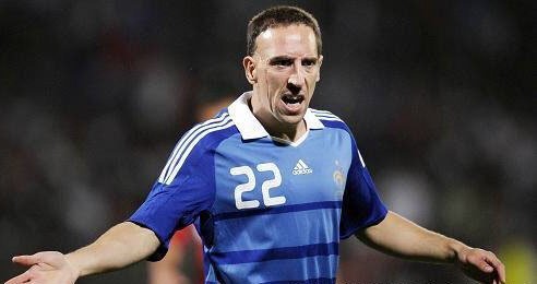 拜仁核心拒国家队引众怒 欧足联主席亲承:禁赛