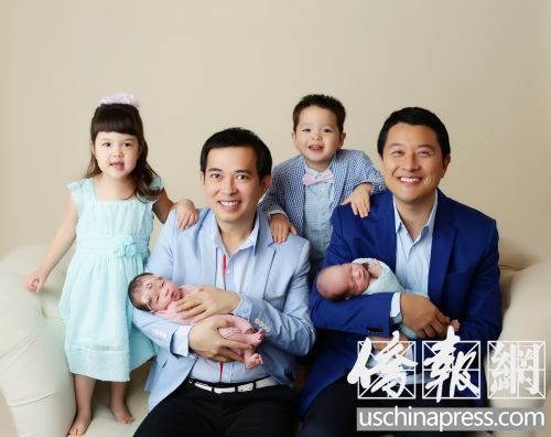 你没看错!美国一对男同志生下第二对龙凤胎