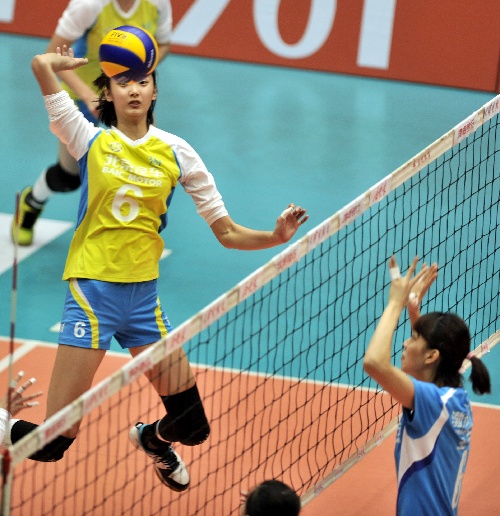 19岁<em>女排</em>小将首进<em>国奥</em>队 身高1米96风格似赵