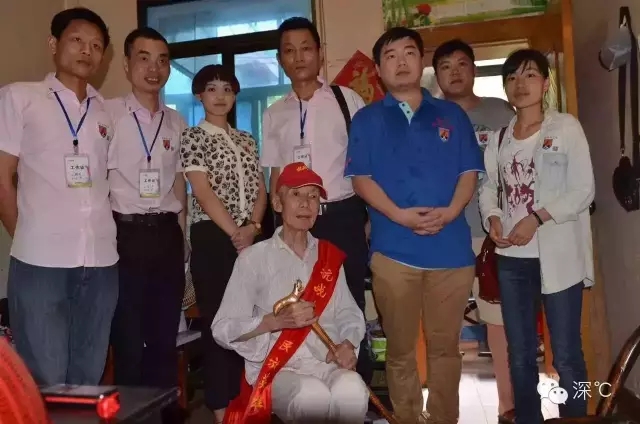 点击图片查看详情 阿木木厉自杀的人_月收入过万的人自杀