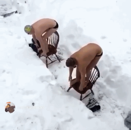 歪果仁会玩系列 暴雪过的冰雪挑战|动图