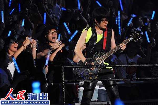 组图:<em>五月天</em>演唱会高清 <em>美女</em>热舞爆棚_资讯频