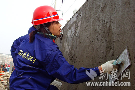 孝感抹灰工每年赚回200亿元