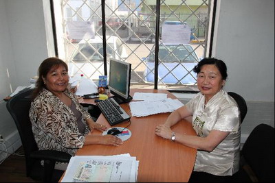 驻伊基克总领事韩莉拜会伊基克省移民局外侨处