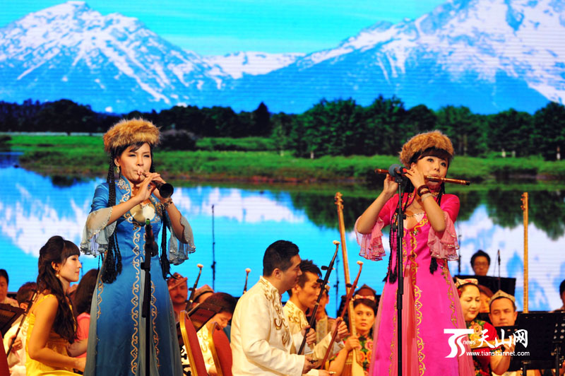 笛子、唢呐演奏《雪山》