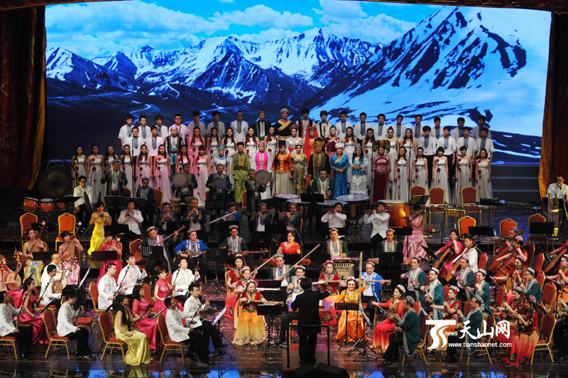 《美丽新疆》大型民族音乐会激情上演