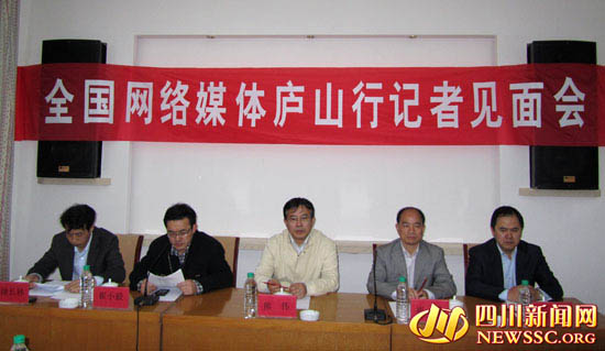 家庭月总收入_常熟旅游总收入(2)