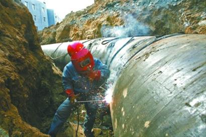 一人高主管漏了 清明小长假鞍山大停水