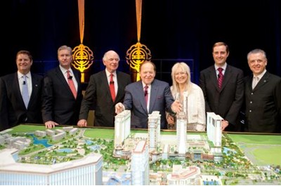 管理层及政府官员参观金沙城中心全景模型