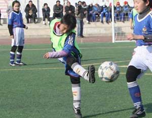 新疆足球小将4月底将赴拜仁青少年足球训练营