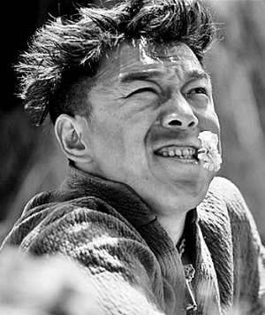 　　黄渤在《杀生》中的剧照