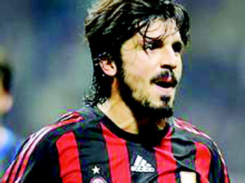 加图索因扎吉将结束红黑生涯