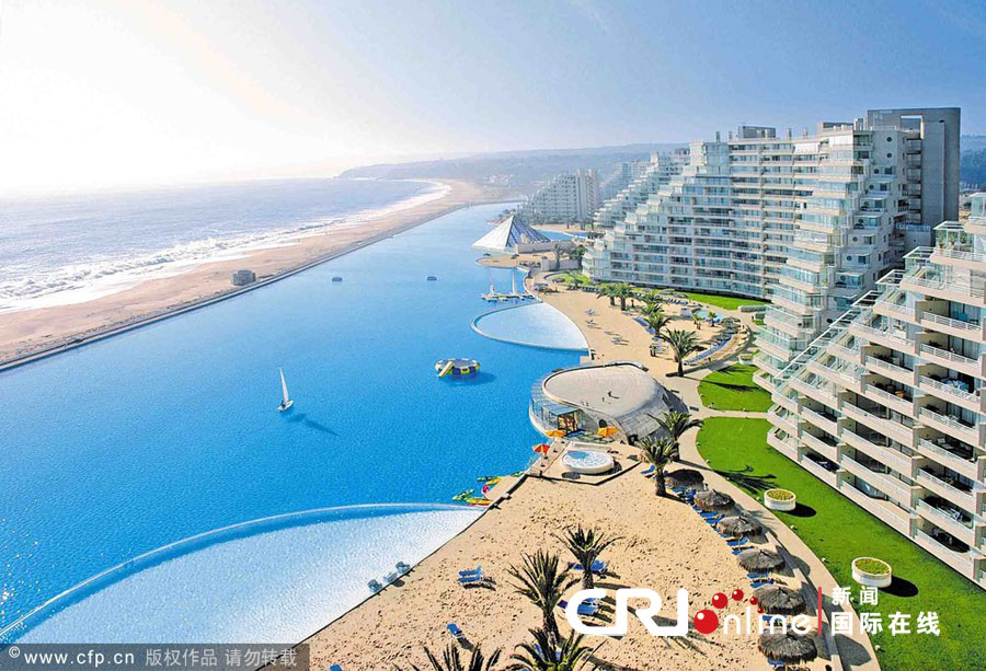 智利水晶湖破吉尼斯纪录 成世界最大游泳池(高清组图)_凤凰网资讯_凤凰网