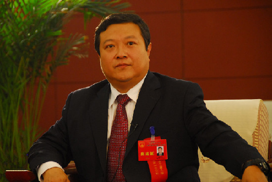 廉毅敏:我还要做一个扎根群众的好市长