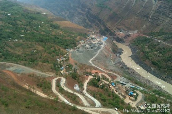 白鹤滩水电站施工全景
