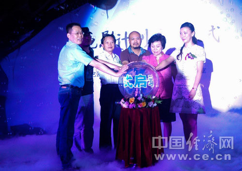 诗电影首期投资千万 或可改变中国电影格局_