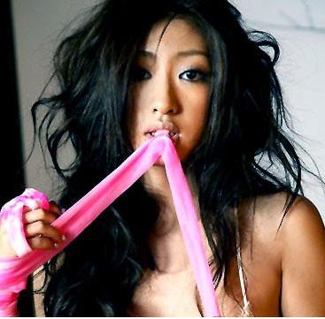 姐夫小姨子浴室偷情被捉奸