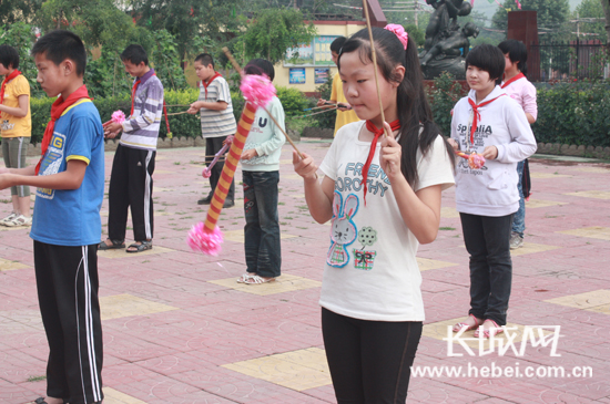 鹿泉教育均衡③提高内涵 让学校走特色化之路