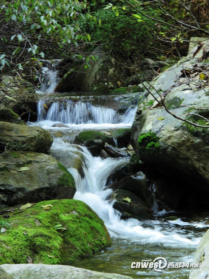 秦岭九龙潭