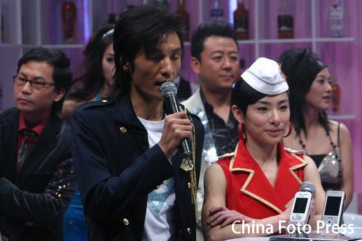 刘璇王弢美国结婚 刘璇与朴树昔日激情照曝光