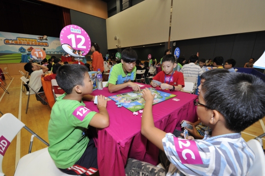 香港国际机场推出首套桌上游戏“机不可失”_航空频道_凤凰网